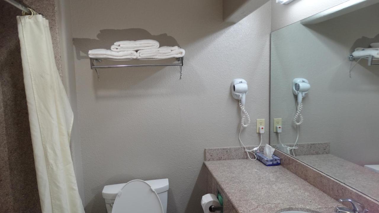 Regency Inn And Suites Humble Ngoại thất bức ảnh